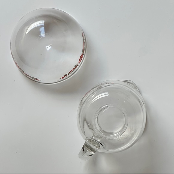 Anchor Hocking Poinsettia & Ribbons Sugar and Creamer Set of 2 - Picture 5 of 8